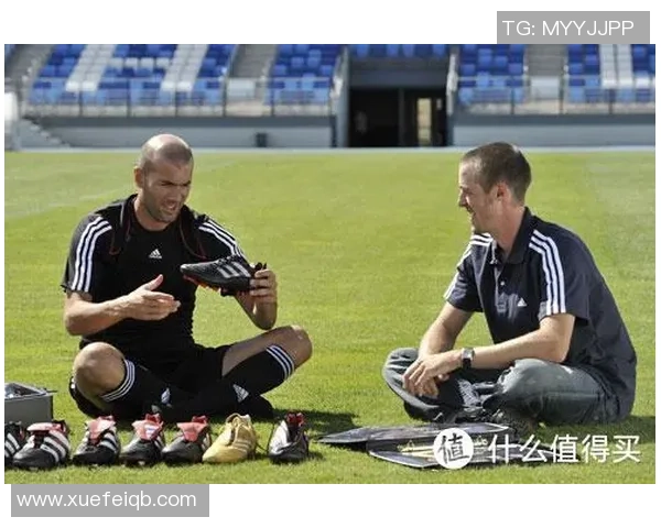 球星赠送足球鞋是否构成违规行为相关解析与探讨