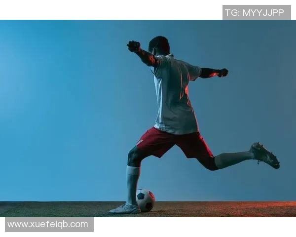 足球场上散步的球星们精彩瞬间回顾与动人瞬间展示 足球场上散步的球星们精彩瞬间回顾与动人瞬间展示