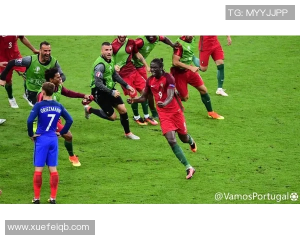 足球球星精彩瞬间视频解说分析助你全面了解球员技术与比赛策略